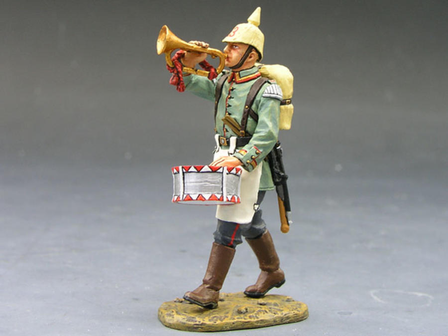 KING & COUNTRY FW008  WW1  German Marching Bugler  MIB