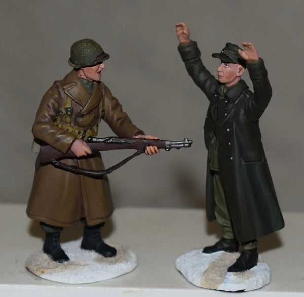 Britains 25034 - "Keep Your Hands Up Kid" - WWII -