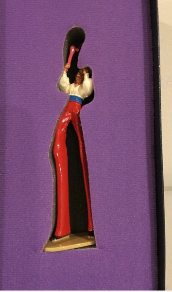 Britains Petite #8670 JUGGLING MAN ON STILTS 08670 circus