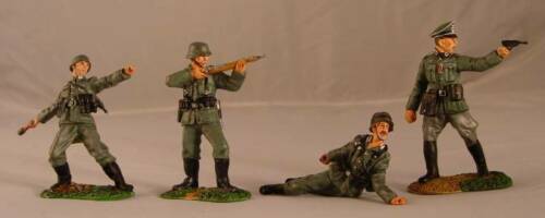 Conte WWII-0010 German Army Infantry 4 Figure Attack Set  wwii-010 ww2-010