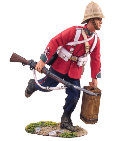 Britains Zulu War 20064 British 24th Foot Running with ammo Box & Rifle