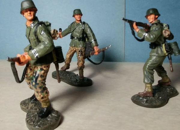 Britains 17590 WWII German Infantry