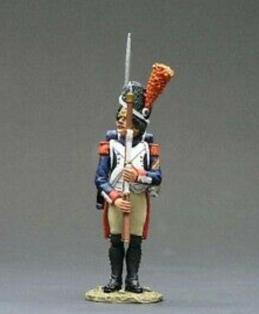 King & Country NA063 Guard with Rifle Present Arms NA63