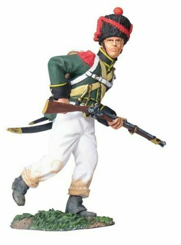 Britains - Napoleonic Nassau 2nd Light Infantry Carabinier Advancing #1 17965